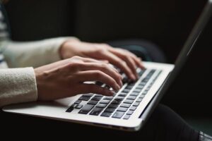 JavaScript SEO: Tantangan Website Modern di Mesin Pencari
